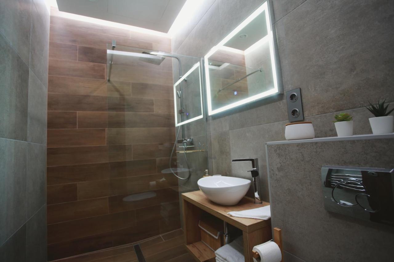 Ferienwohnung Szieszta Apartman Szegedin Exterior foto
