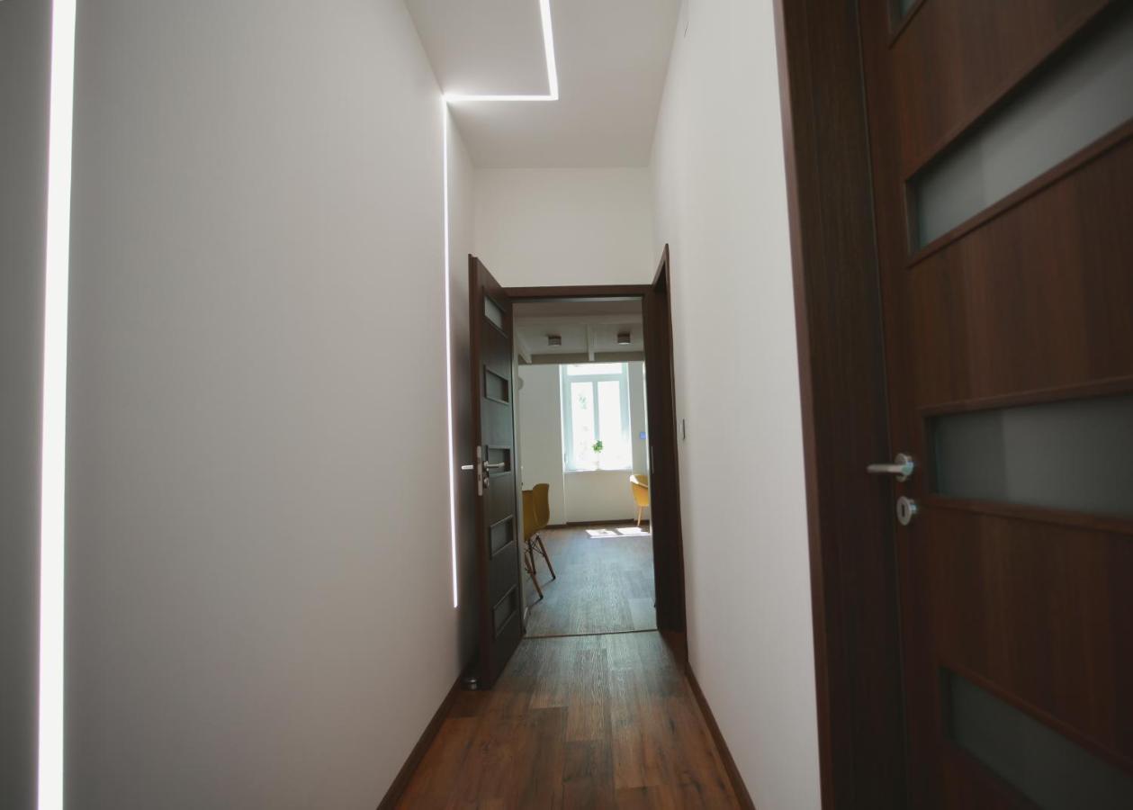 Ferienwohnung Szieszta Apartman Szegedin Exterior foto